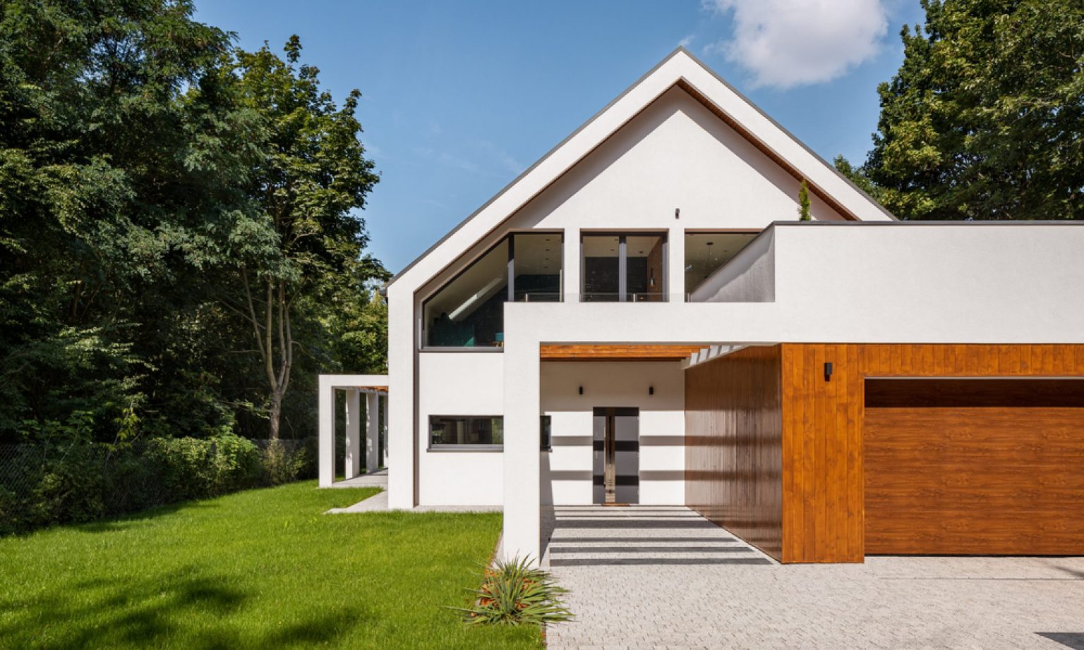 L'installation d'une imposte de porte : découvrez nos explications